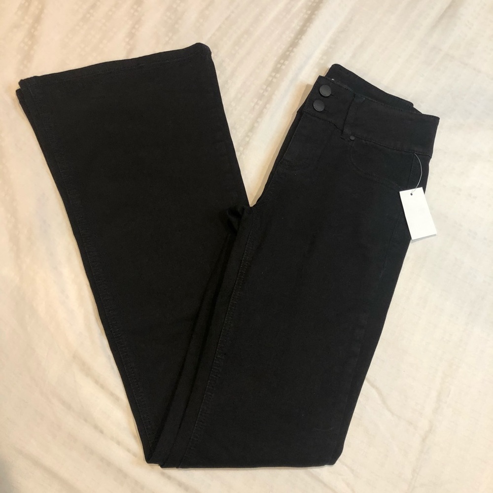 NWT Refuge Flare Black Mid Rise Jeans